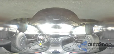 2018 Mercedes-Benz Glc 300 4Matic z USA, uszkodzony, nr VIN WDC0G4KB2JV069661